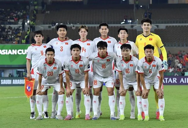 Biểu tượng cập nhật chính sách và tính minh bạch của 7789bet win